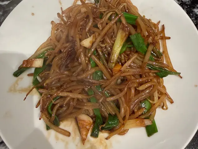蔥爆豆芽菜 - 家常版 — $<T k="steps" /> 9