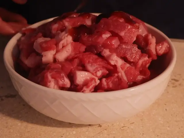 沙茶牛肉煲 — $<T k="steps" /> 1