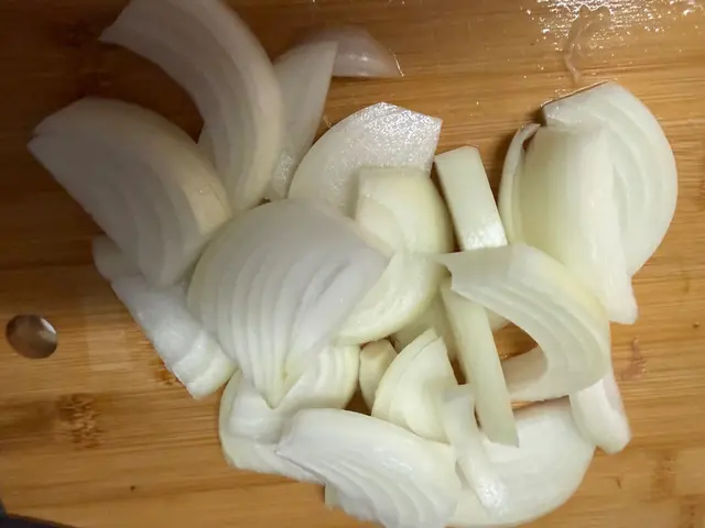 青菜燉湯（洋蔥底）｜健康瘦身 — $<T k="steps" /> 3