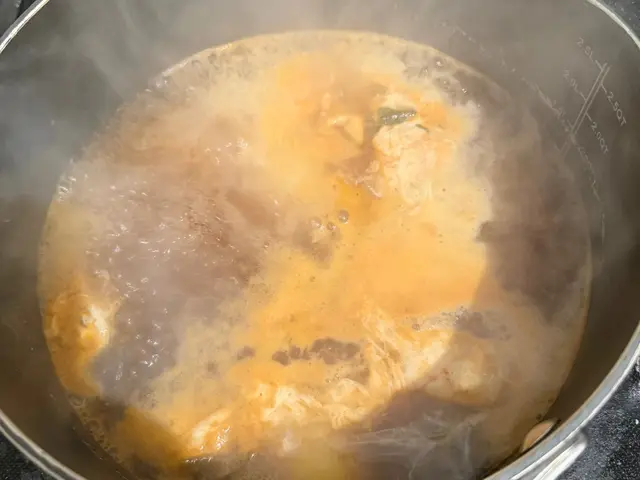 素飄香麻辣燙泡麵｜隨便加料都好吃😋 — $<T k="steps" /> 3