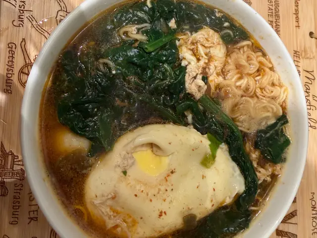素飄香麻辣燙泡麵｜隨便加料都好吃😋 — $<T k="steps" /> 6