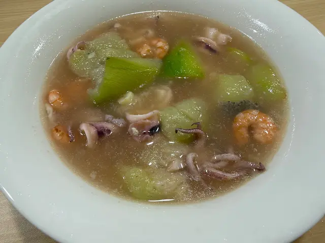 絲瓜海鮮魚湯