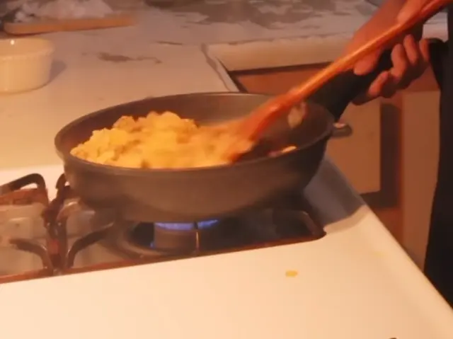 蛋包飯 — $<T k="steps" /> 2