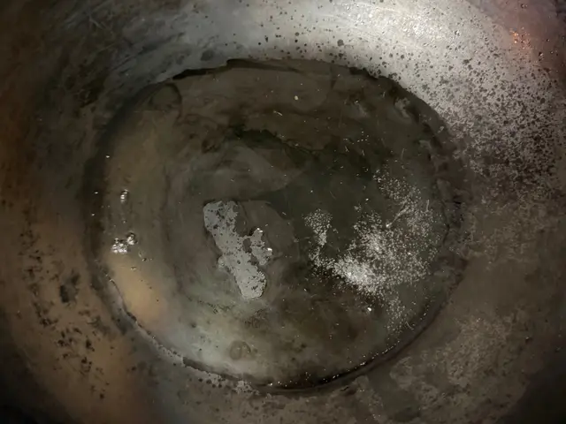 蒜炒青江菜｜這樣炒絕對不會苦又好吃 — $<T k="steps" /> 4