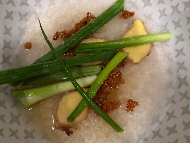 蔥鹽雞汁肉飯 - 家常版 — $<T k="steps" /> 8