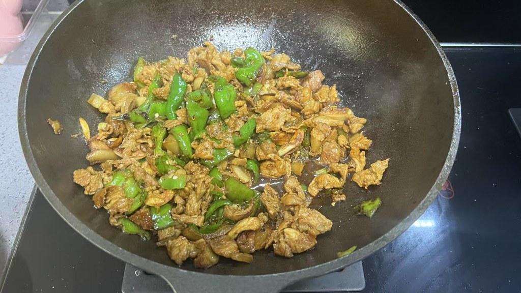 青椒炒肉片 — 步驟 5