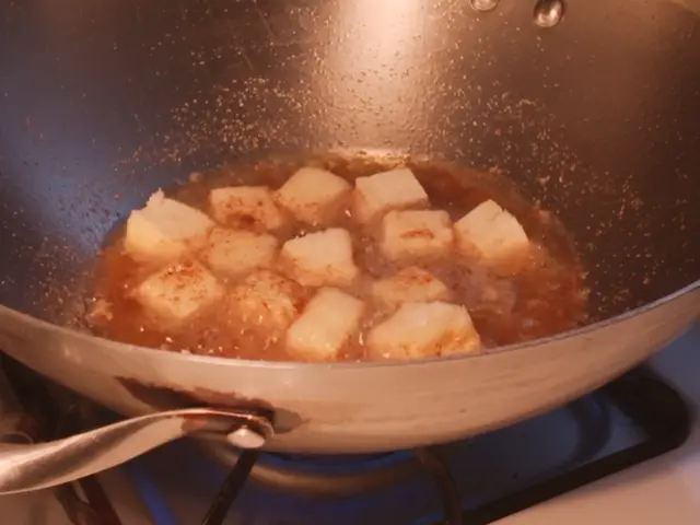 金沙豆腐 — $<T k="steps" /> 2