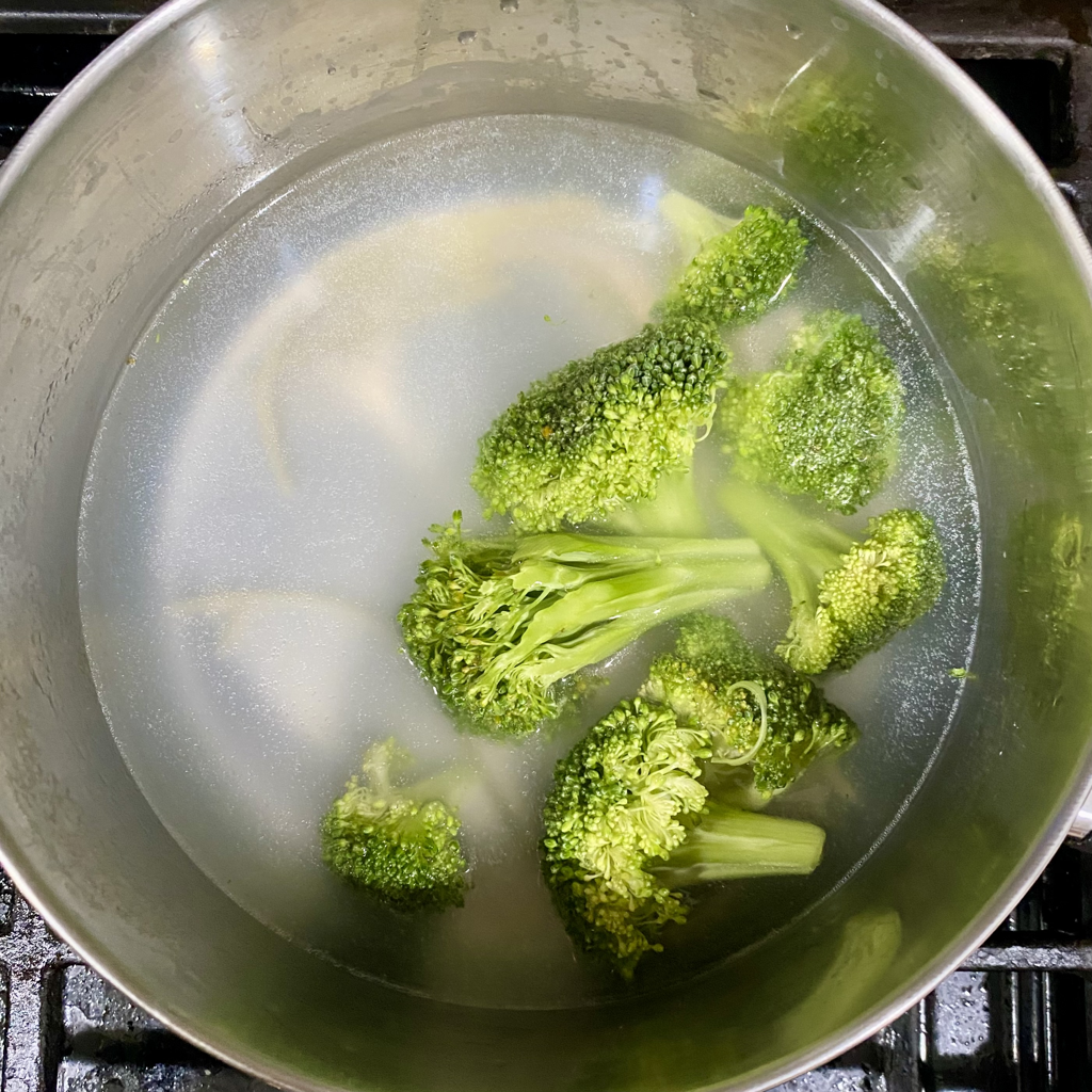 蒜香海鮮章魚罐頭義大利麵🍝15分鐘出菜! — 步驟 12