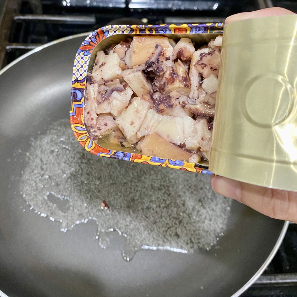 蒜香海鮮章魚罐頭義大利麵🍝15分鐘出菜! — 步驟 6
