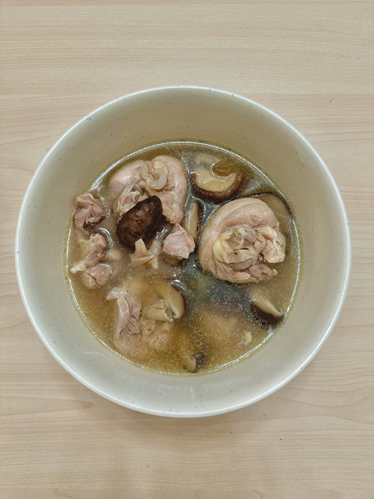 電鍋料理：香菇雞湯 — 步驟 6