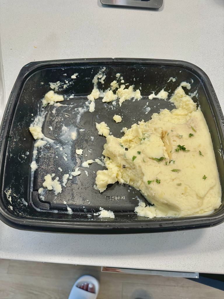 感恩節剩食大改造——起司馬鈴薯餅 — 步驟 9